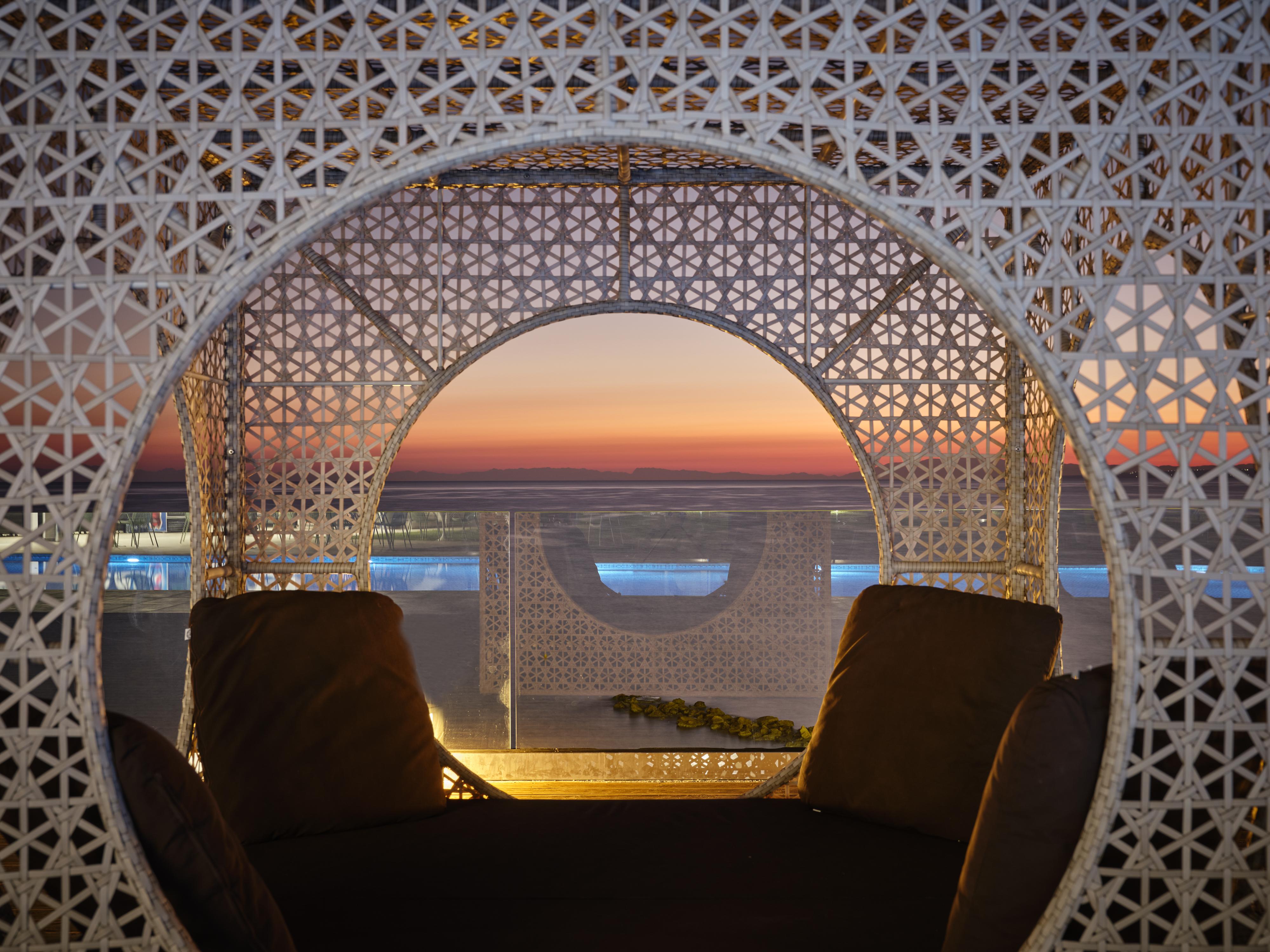 Cavo Orient Beach Hotel & Suites Drosia  Екстериор снимка